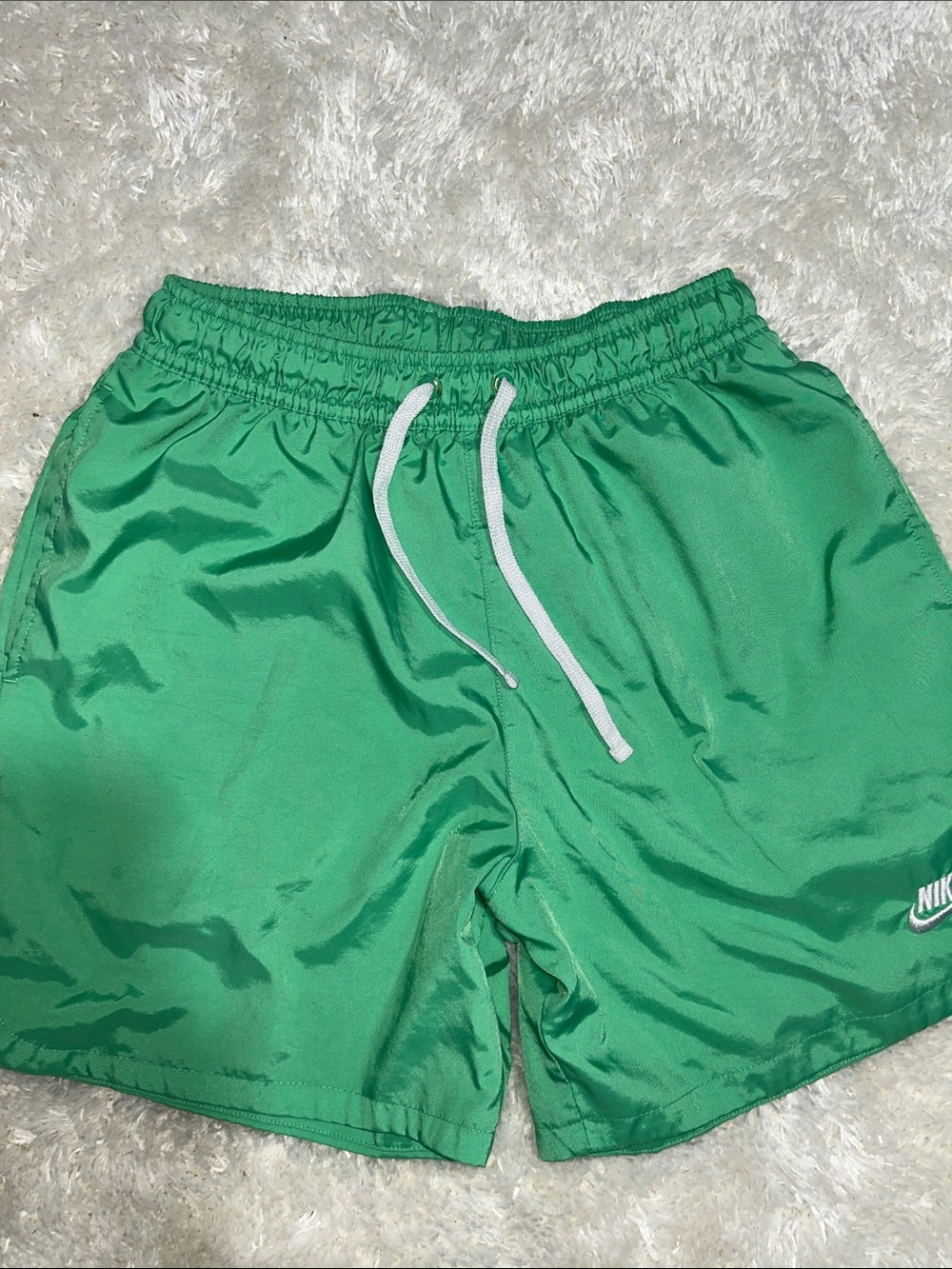 Nike Men’s Medium Green Athletic Shorts with White Drawstring